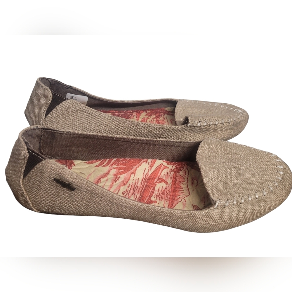 Cushe Women's Flat Loafers Lamu Sand Colored Size 7